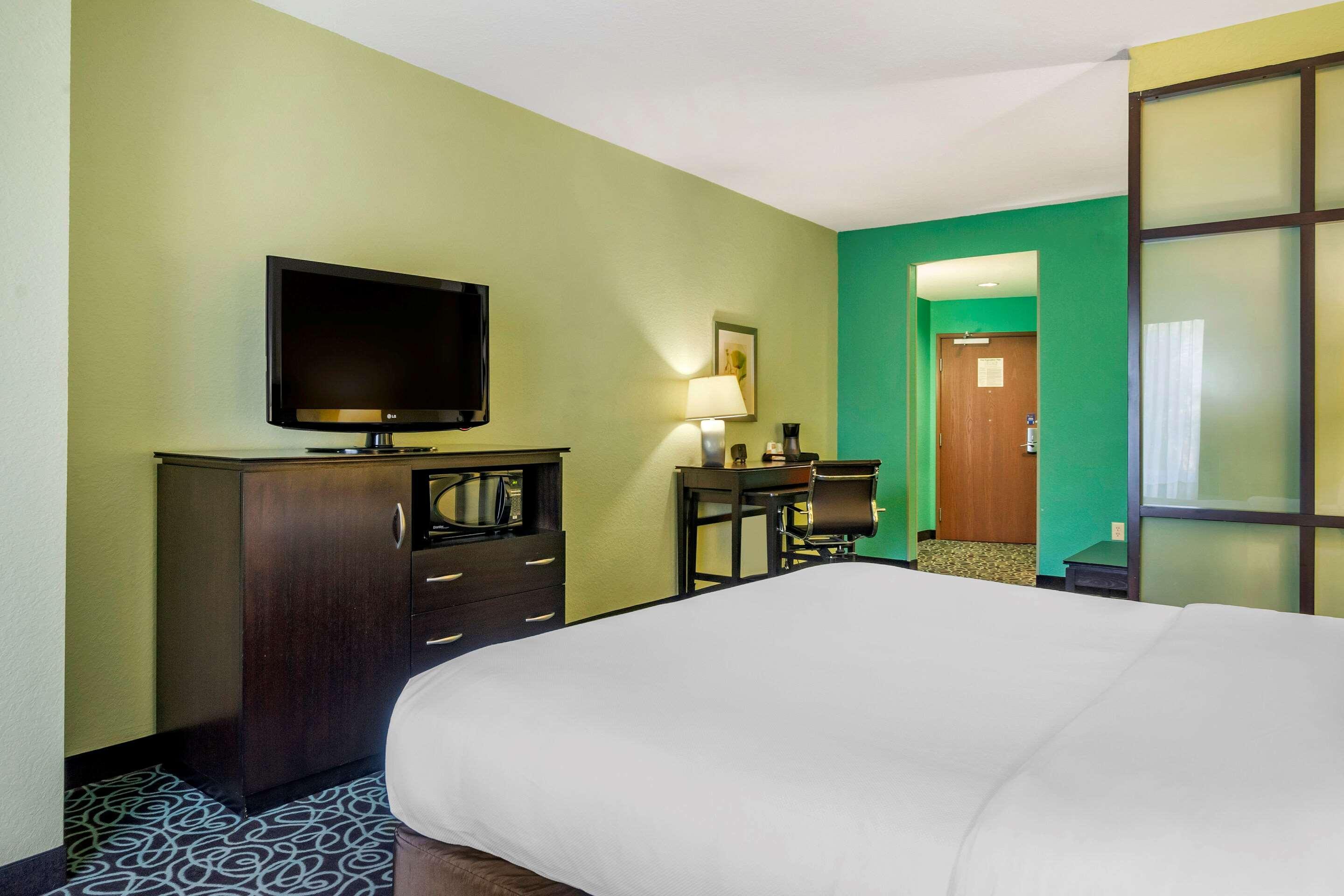 Hampton Inn By Hilton Tampa Fairgrounds Casino Mango Exterior foto